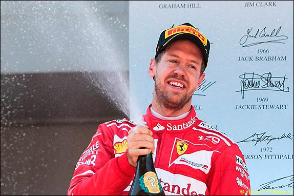 Подиум Гран При Испании 2017. Себастьян Феттель. Подиум Гран При Испании 2017. Себастьян Феттель.