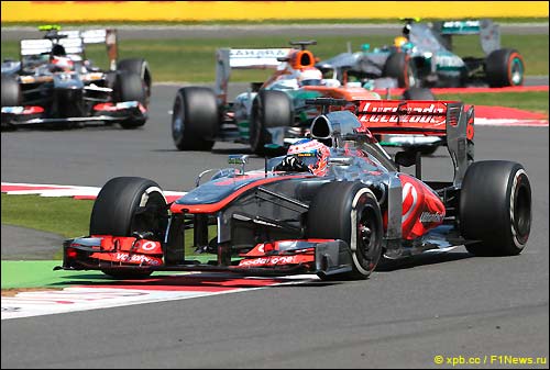 Дженсон Баттон Дженсон Баттон