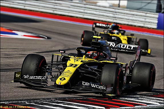 Эстебан Окон и Даниэль Риккардо Эстебан Окон и Даниэль Риккардо