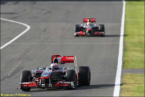 Дженсон Баттон и Льюис Хэмилтон Дженсон Баттон и Льюис Хэмилтон