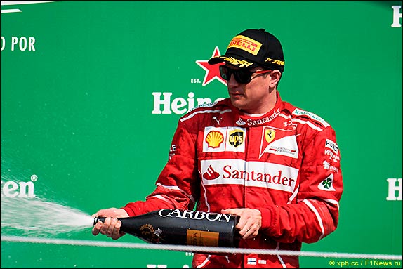 Подиум Гран При Мексики 2017. Кими Райкконен. Подиум Гран При Мексики 2017. Кими Райкконен.