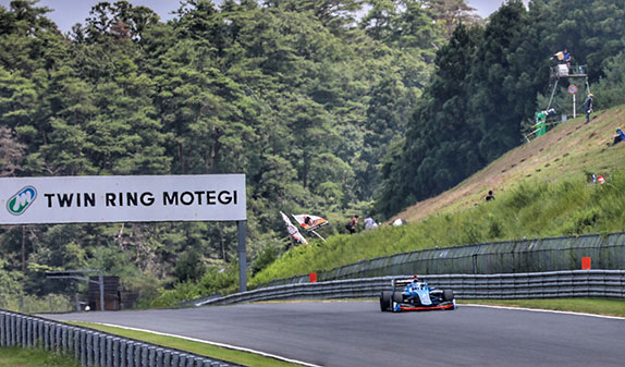 Артём Маркелов на трассе в Мотеги Артём Маркелов на трассе в Мотеги