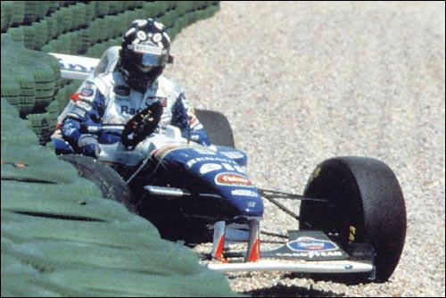 Сход Деймона Хилла Сход Деймона Хилла