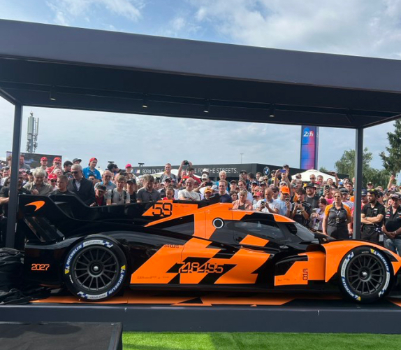 Макет McLaren Hypercar, показанный прессе и публике в Ле-Мане, фото пресс-службы команды