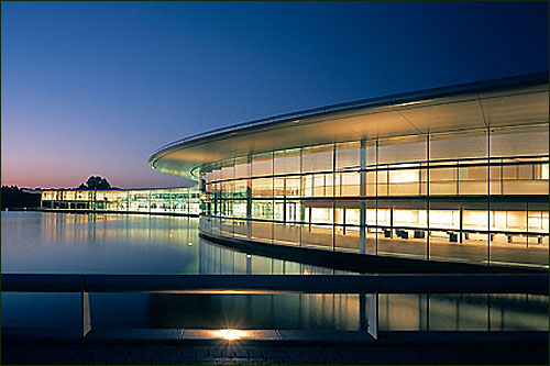 McLaren Technology Centre McLaren Technology Centre