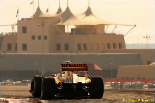 Виталий Петров в Бахрейне Виталий Петров в Бахрейне