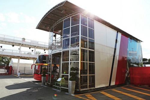 Хоспиталити Marussia в падддоке Хоспиталити Marussia в падддоке