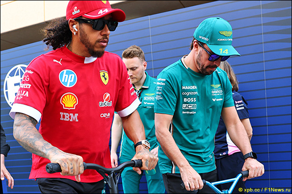 Льюис Хэмилтон и Фернандо Алонсо