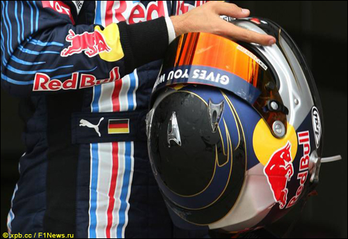 Шлем Феттеля на Гран При Великобритании 2009 года Шлем Феттеля на Гран При Великобритании 2009 года