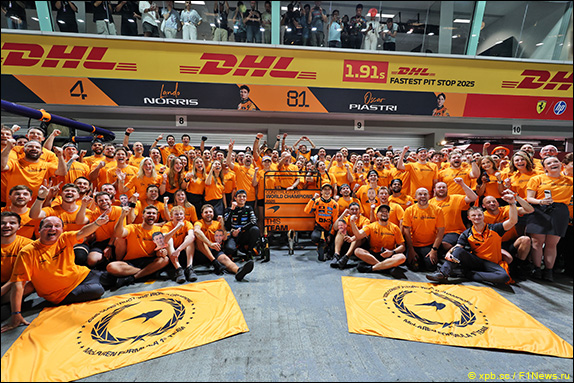 В McLaren празднуют досрочную победу в Кубке конструкторов