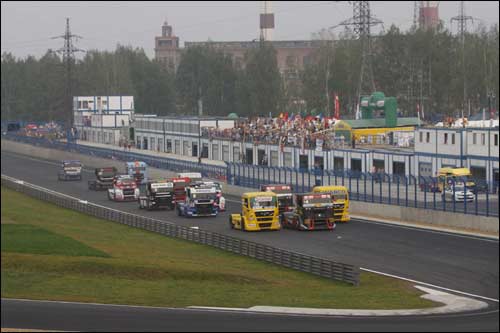 Гонки грузовиков на "Смоленском кольце" Гонки грузовиков на "Смоленском кольце"