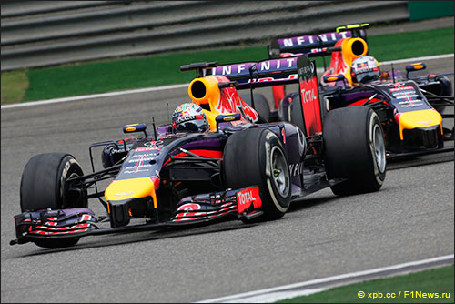 Себастьян Феттель и Даниэль Риккардо Себастьян Феттель и Даниэль Риккардо