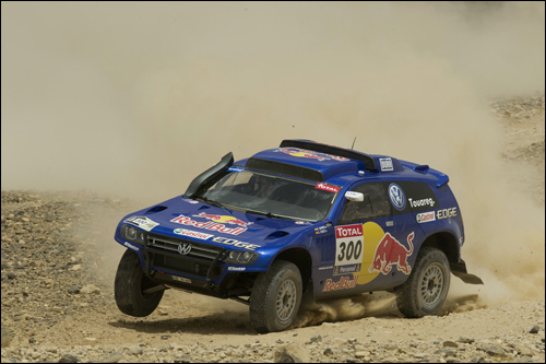 Действующий победитель Дакара Карлос Сайнс Действующий победитель Дакара Карлос Сайнс