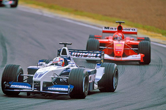 Хуан-Пабло Монтойя лидирует на Гран При Бразилии 2001 года