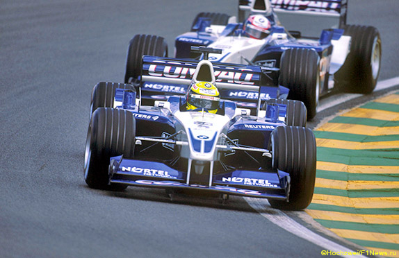 Пилоты Williams Хуан-Пабло Монтойя и Ральф Шумахер в Бразилии