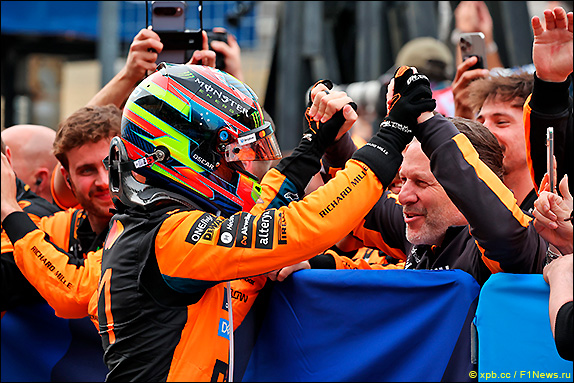 Оскар Пиастри