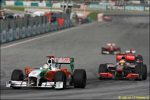 Адриан Сутил и Льюис Хэмилтон