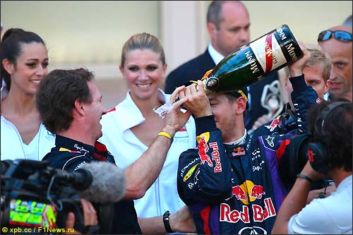 Подиум Гран При Монако 2013. Кристиан Хорнер и Себастьян Феттель.