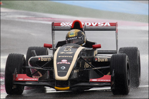 На трассе очень много воды