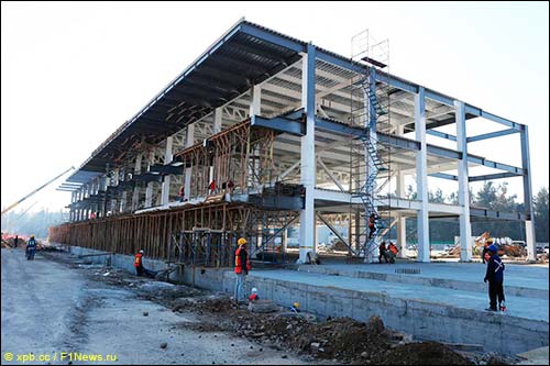 Новый комплекс на пит-лейн