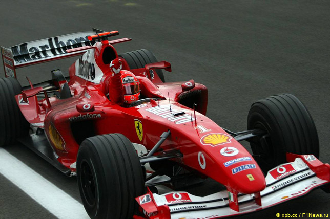 Михаэль Шумахер побеждает на Гран При Бахрейна 2004 года