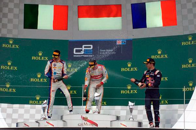 Подиум второй гонки в Великобритании