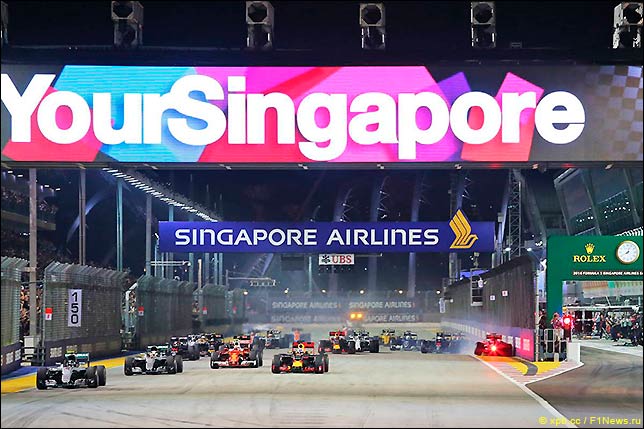 Старт Гран При Сингапура 2016
