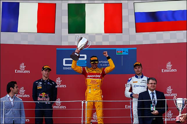 Подиум воскресной гонки GP2 в Баку