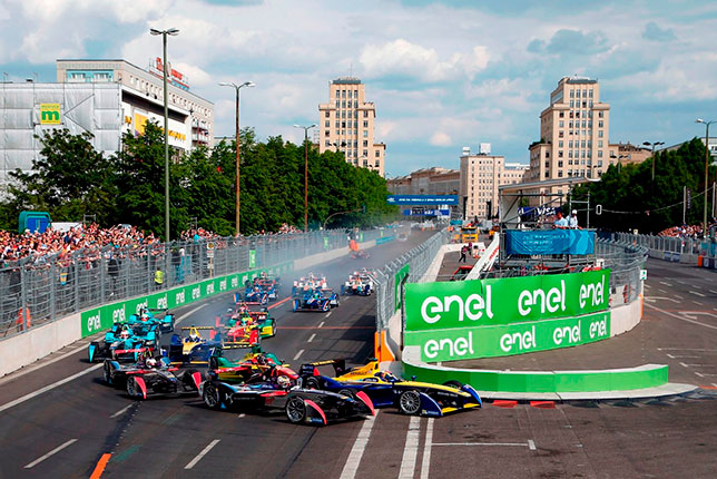 Старт берлинского этапа Формулы E