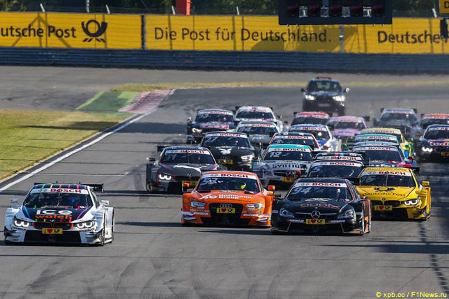 Старт гонки DTM на Moscow Raceway, 2015 год