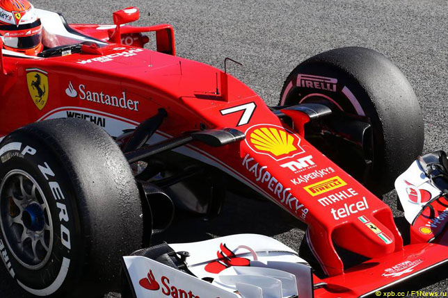 Номер 7 на Ferrari Кими Райкконена