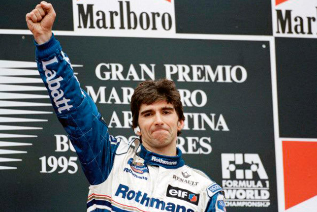 Деймон Хилл на подиуме Гран При Аргентины