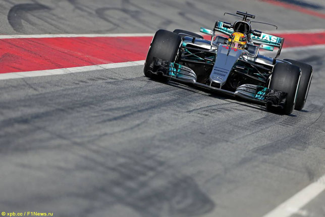 Льюис Хэмилтон