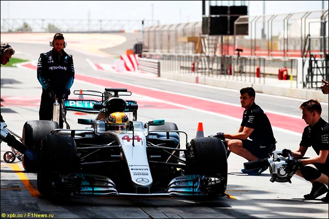 Льюис Хэмилтон