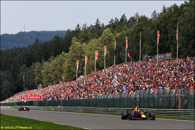 Макс Ферстаппен и Даниэль Риккардо в Спа