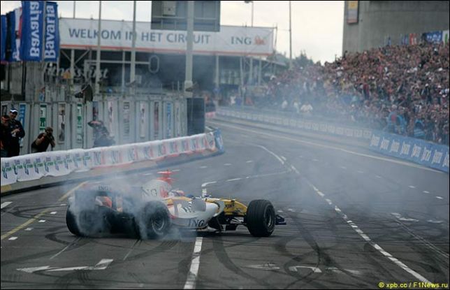 Шоу Формулы 1 на улицах Роттердама в 2007-м