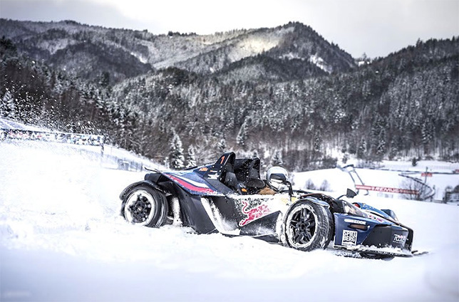 Любители острых ощущений могут покататься на KTM X-Bow в окрестностях Red Bull Ring