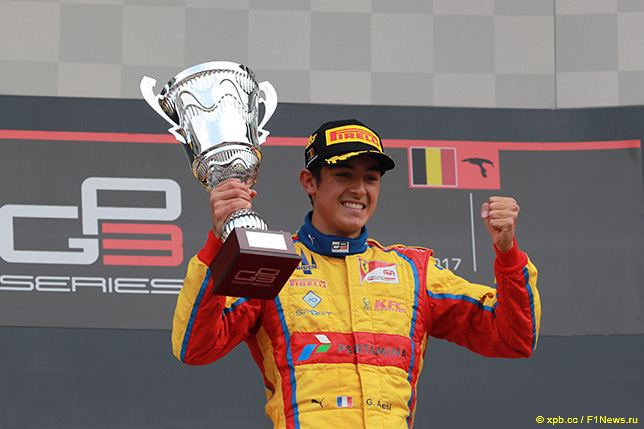 Джулиано Алези