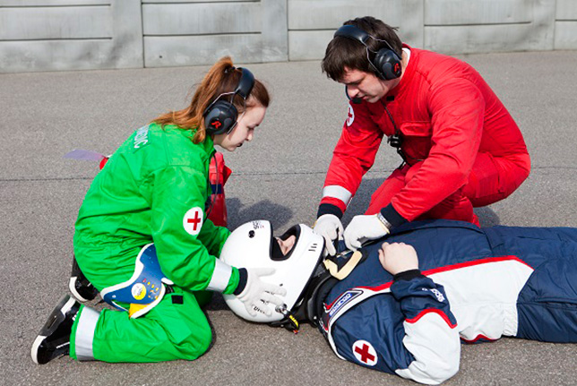 Один из эпизодов тренинга медицинской службы на Сочи Автодроме