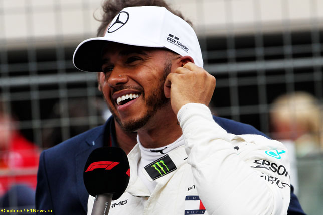 Льюис Хэмилтон