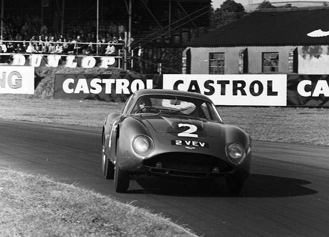 Aston Martin DB4GT Zagato 2 VEV