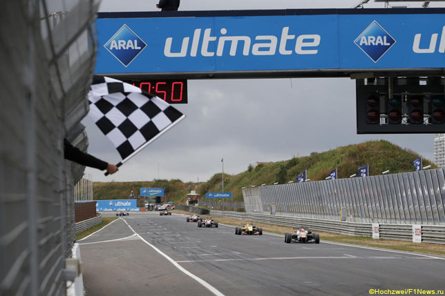 Автодром в Зандфорте