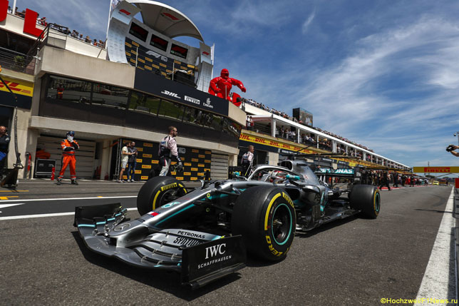 Льюис Хэмилтон