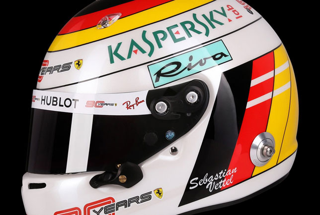 Новый шлем Феттеля