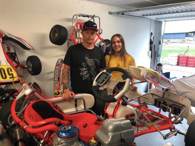 Кими Райкконен и Екатерина Люшер на картодроме в Вальтеншвиле