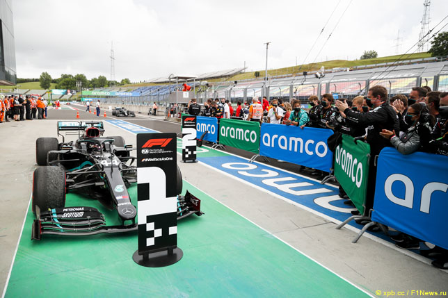 Льюис Хэмилтон