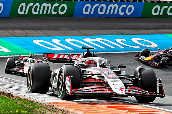 Эстебан Окон