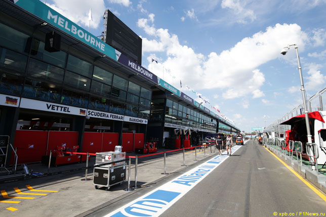 Пит-лейн трассы Альберт-парк