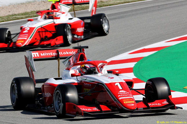 Деннис Хаугер