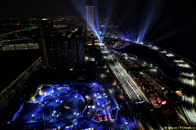 Панорама ночной трассы в Джидде